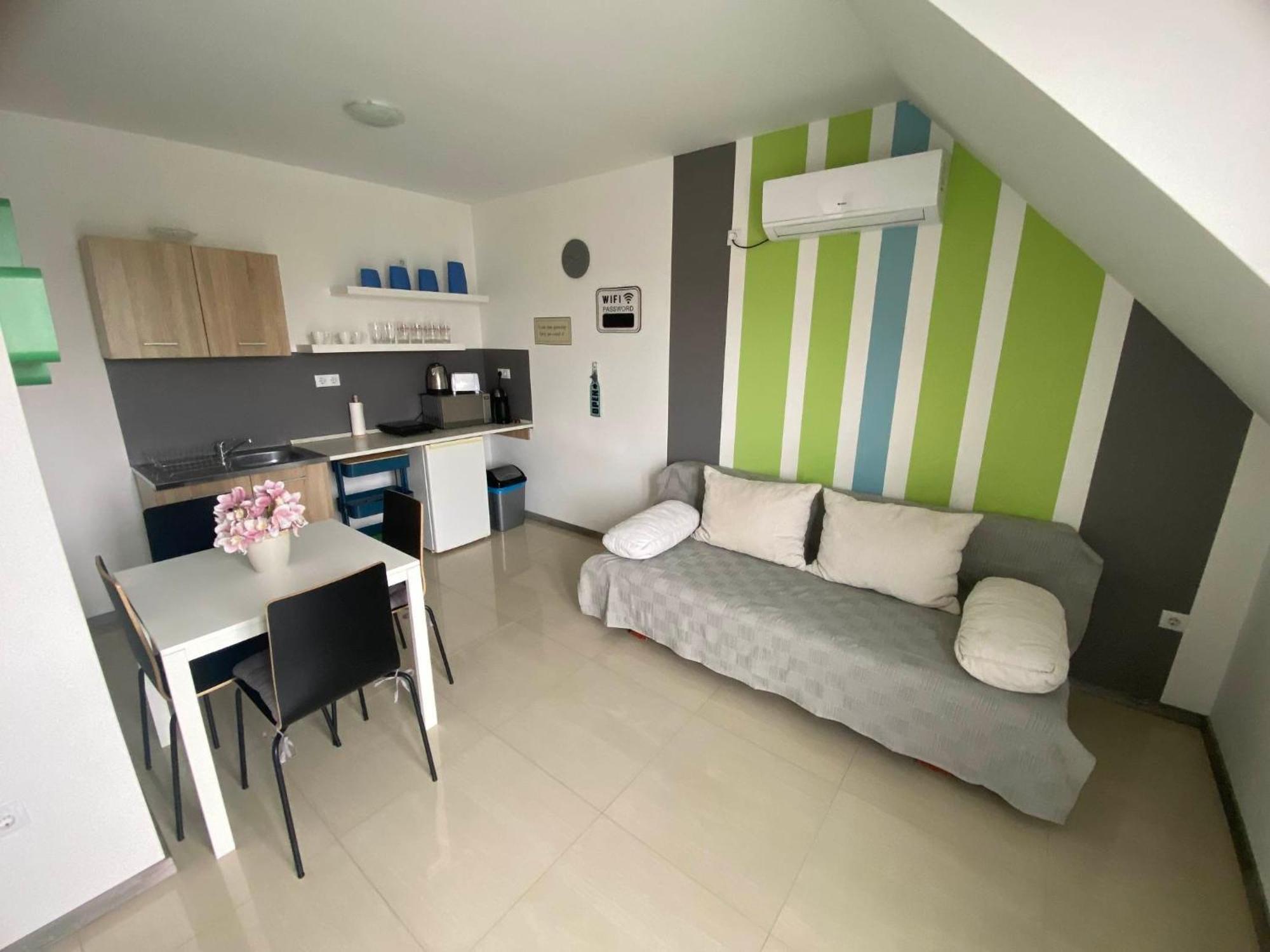 Lexy Family Apartman Hajdúszoboszló Eksteriør billede